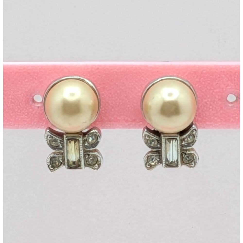 Vintage Faux Pearl Rhinestone Butterfly Screw Back Earrings Silver Tone Cream